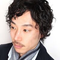 画像1797：スパイラルパーマ・くるくるセット・グレージュ・ナディア