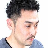 画像1801：スパイラルパーマ・くるくるセット・グレージュ・ナディア