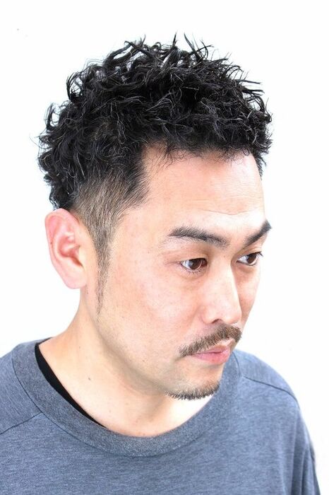 画像1801：スパイラルパーマ・くるくるセット・グレージュ・ナディア