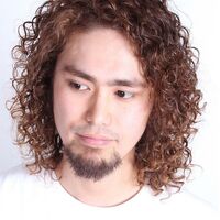 画像1867：スパイラルパーマ・くるくるセット・グレージュ・ナディア
