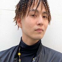 画像2100：スパイラルパーマ・くるくるセット・グレージュ・ナディア
