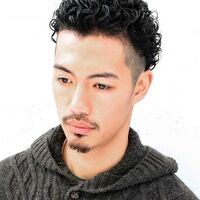 画像2102：スパイラルパーマ・くるくるセット・グレージュ・ナディア